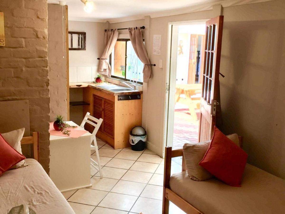 Keedols Inn & Backpackers Knysna Bagian luar foto
