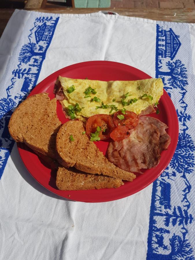 Keedols Inn & Backpackers Knysna Bagian luar foto